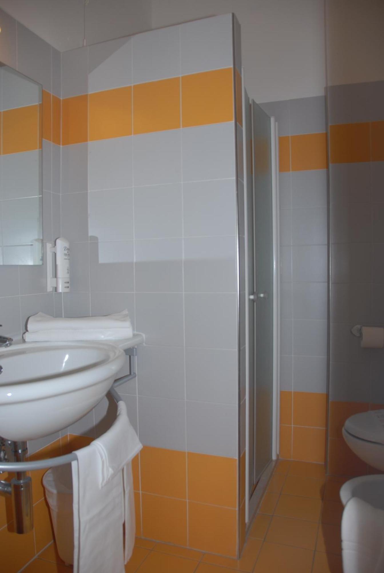 Hotel Majestic Песаро Екстериор снимка