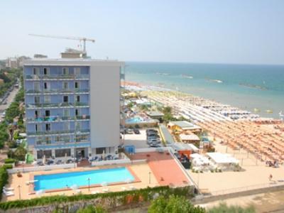 Hotel Majestic Песаро Екстериор снимка